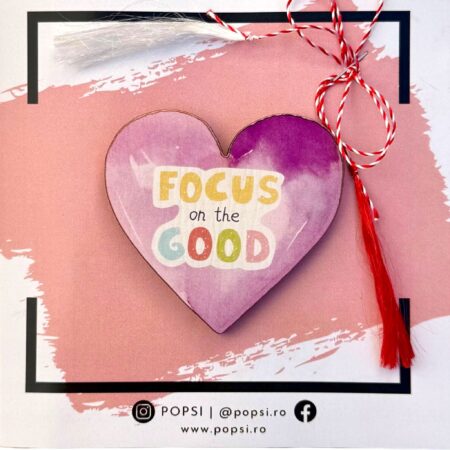 Brosa martisor din lemn - Inima "Focus on the good"
